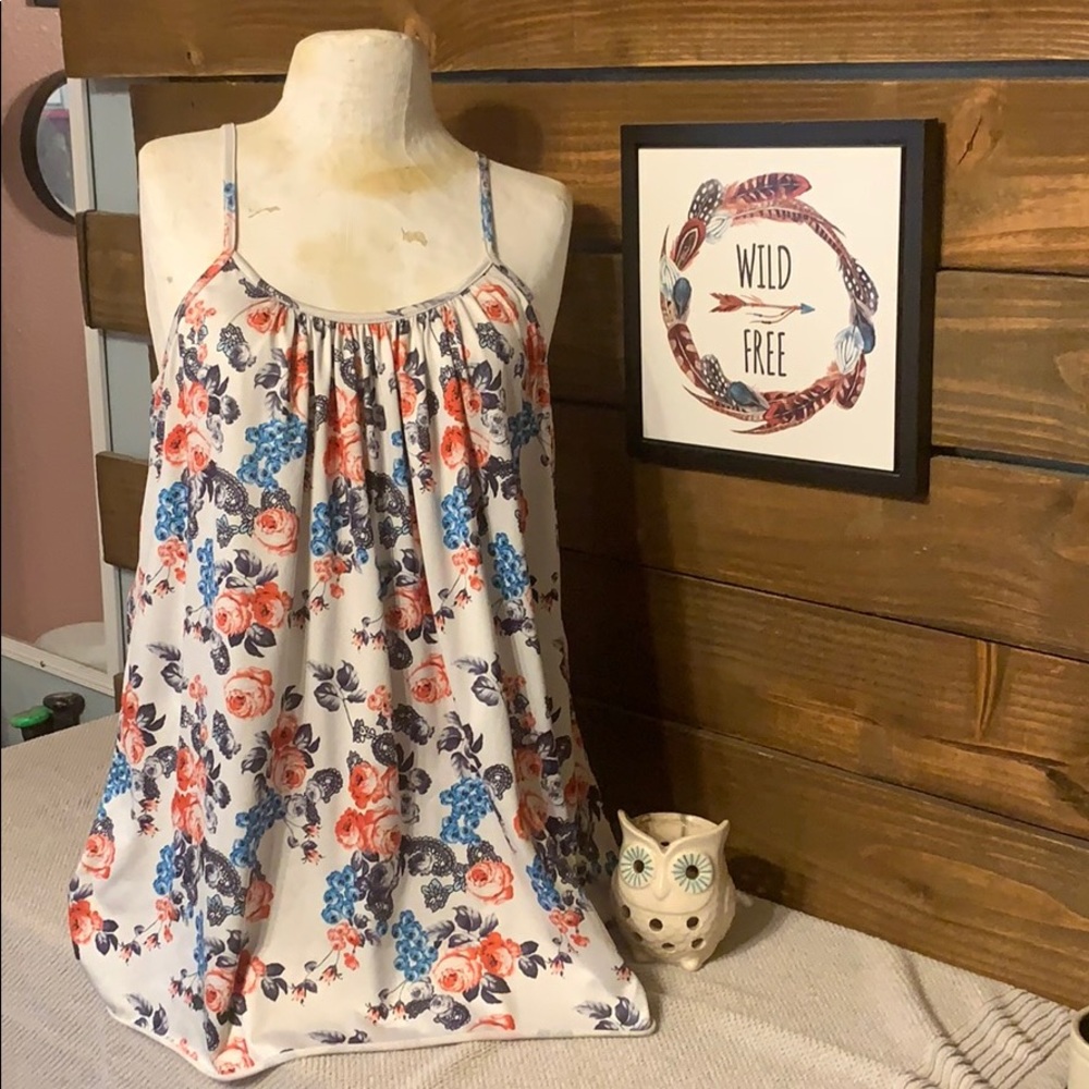 💜Coral Floral Flowy Tank💜